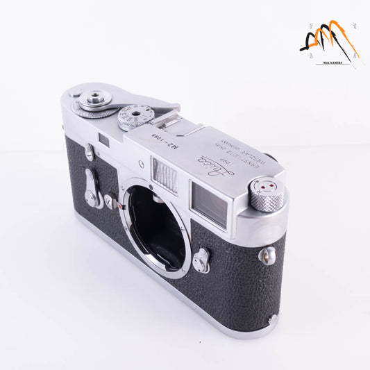 Leica M2 Silver Film Rangefinder Camera #87857