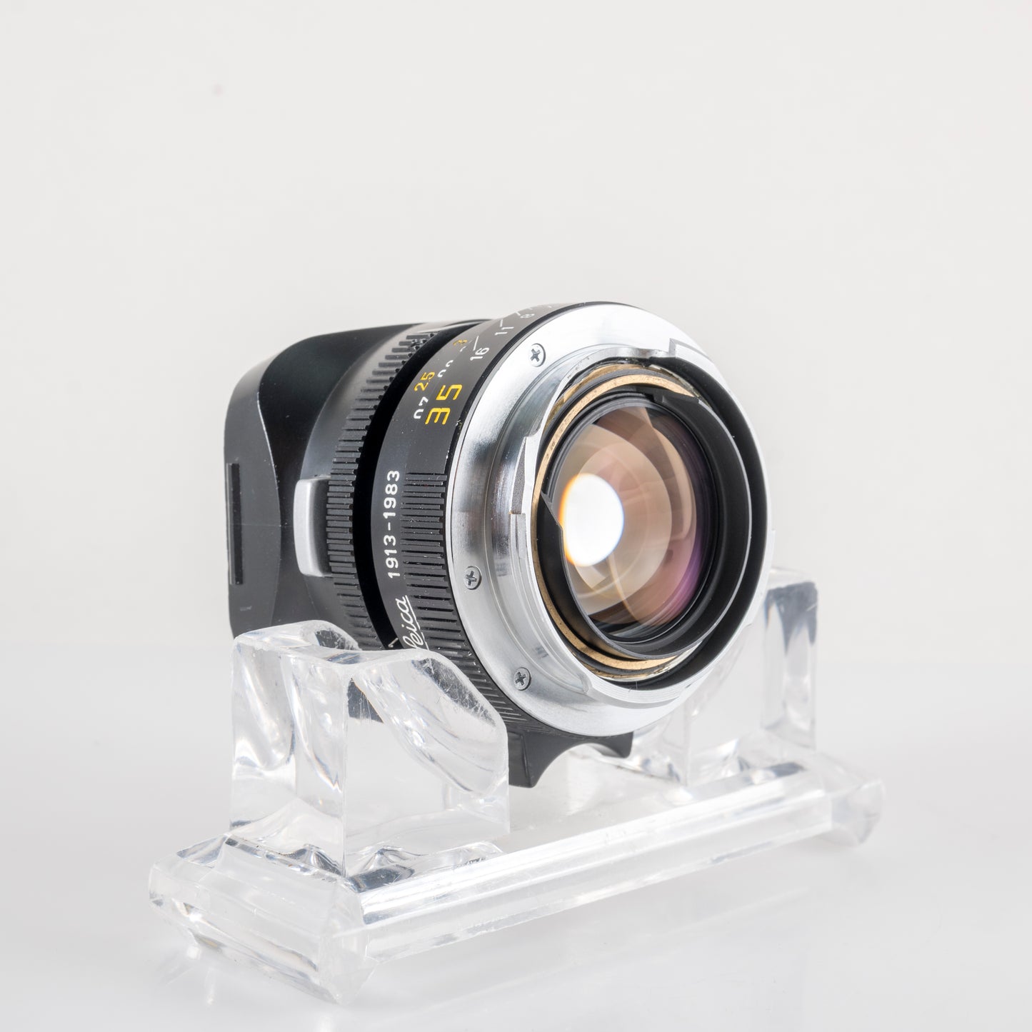 LEITZ Leica Summicron-M 35mm/F2.0 Ver.4 7 Elements Black 1913-1983 Lens Yr.1982 Canada #23844