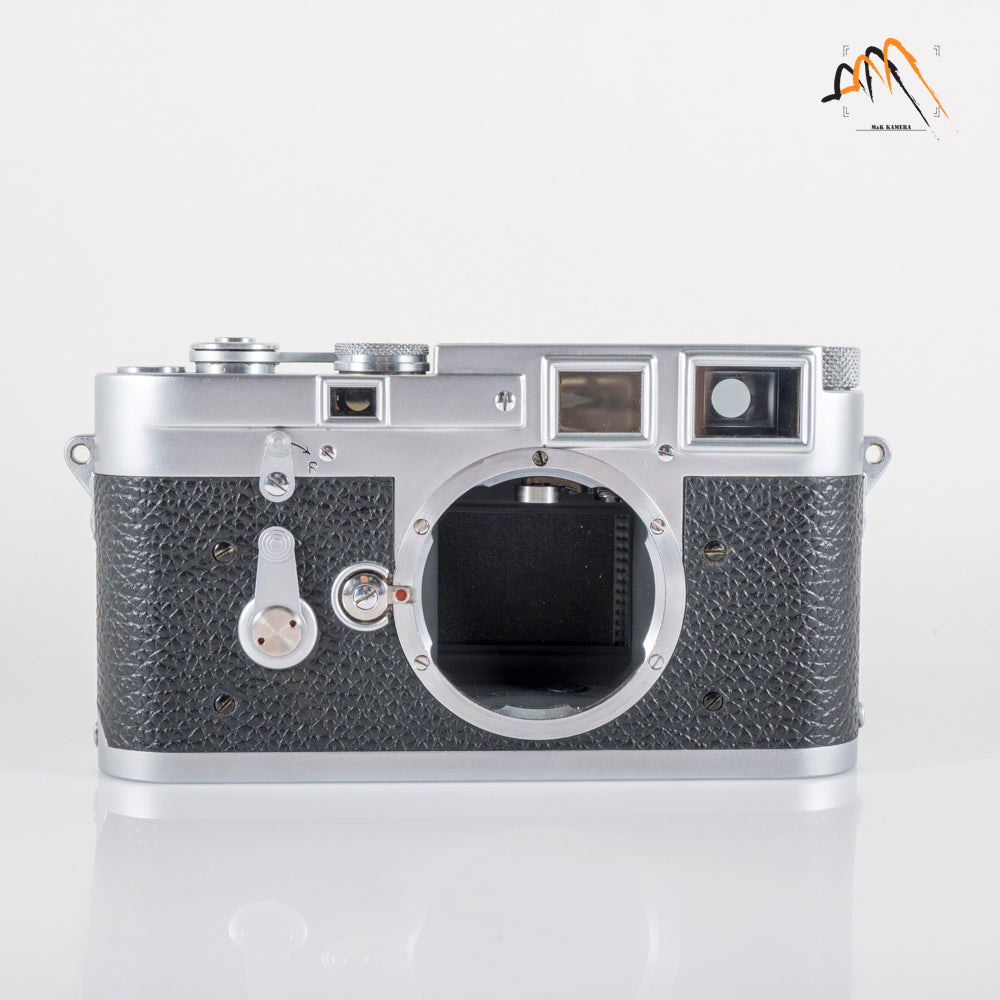 Leica M3 Double Stroke Film Rangefinder Camera #23540