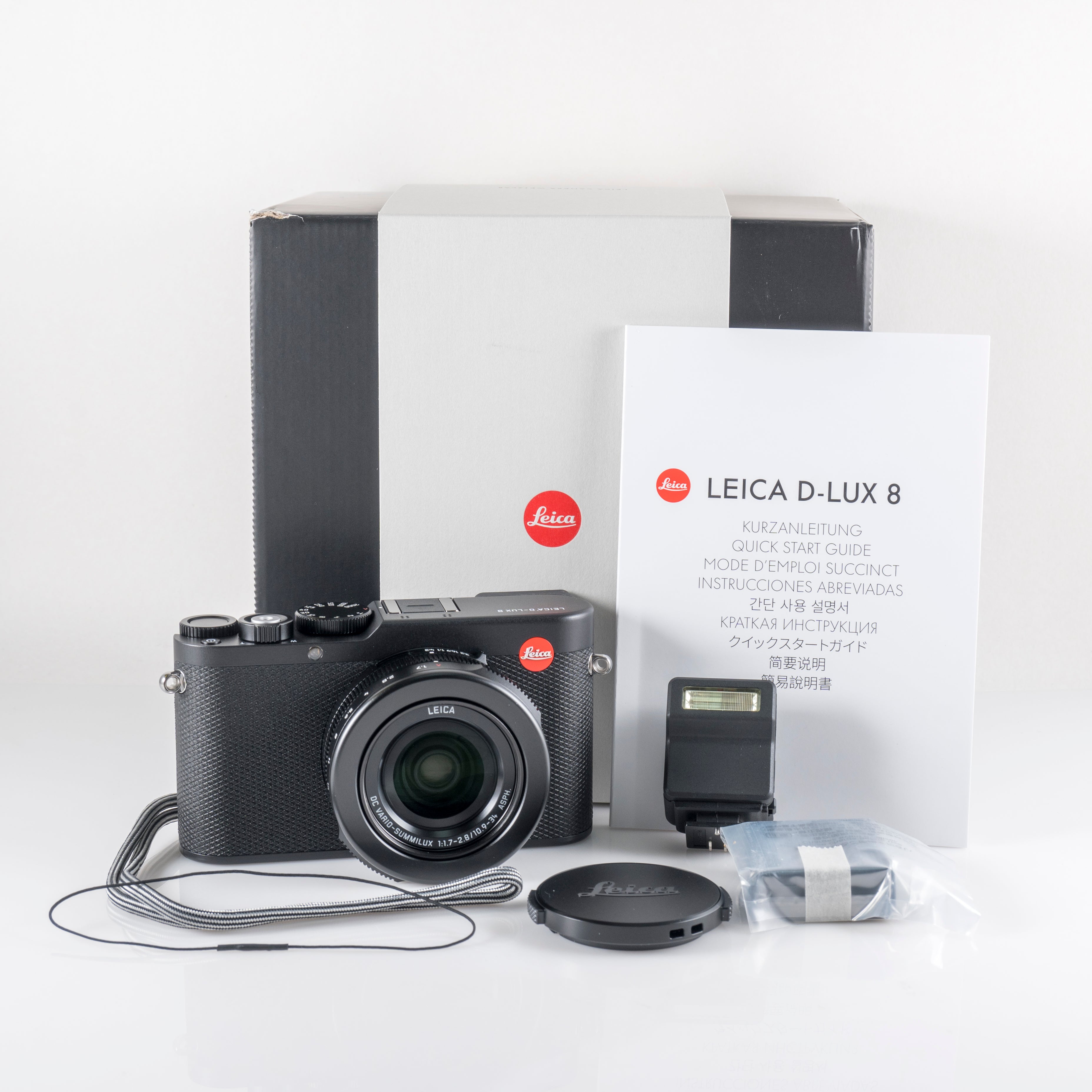 Brand New Leica D-Lux 8 DC Vario-Summilux 10.9-34/1.7-2.8 Asph