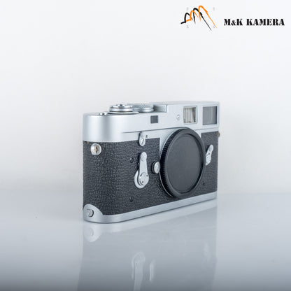Leica M2 Silver Film Rangefinder Camera #23907