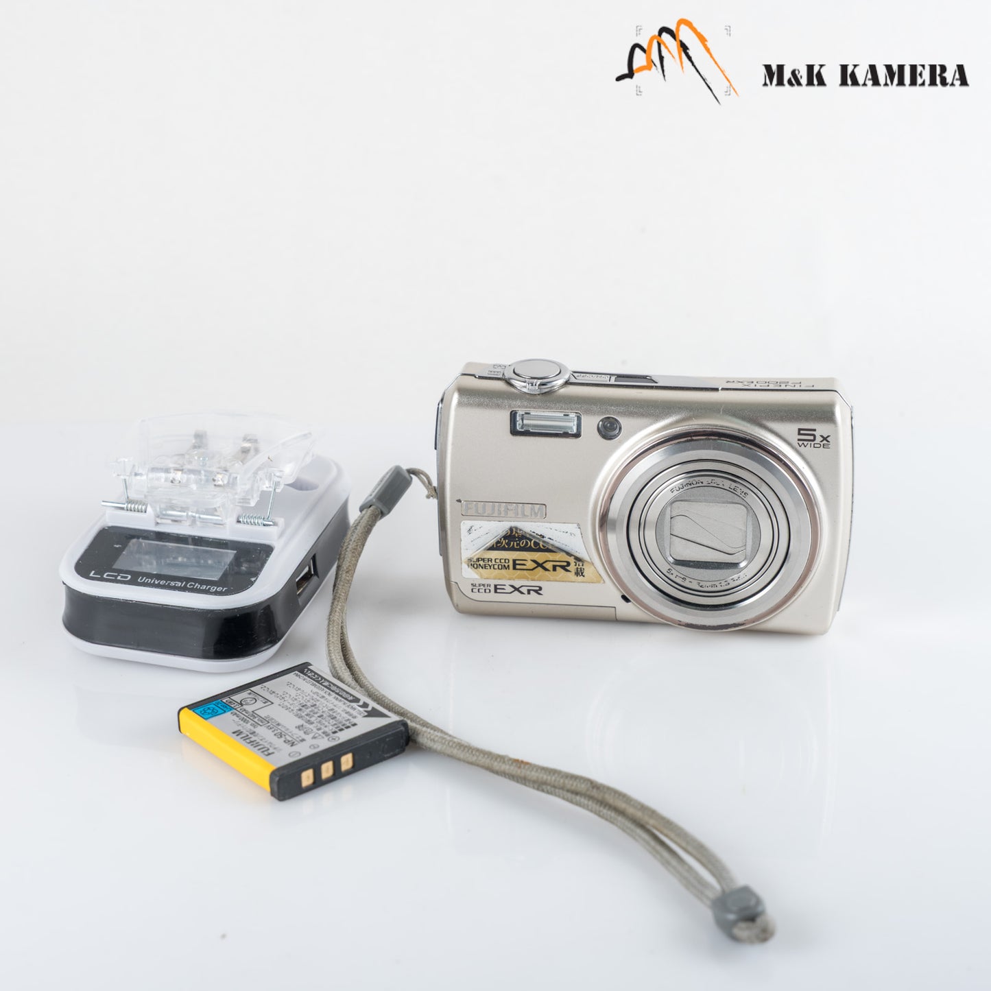 Fujifilm FinePix F200EXR Digital Compact Camera #88627