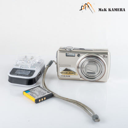 Fujifilm FinePix F200EXR Digital Compact Camera #88627