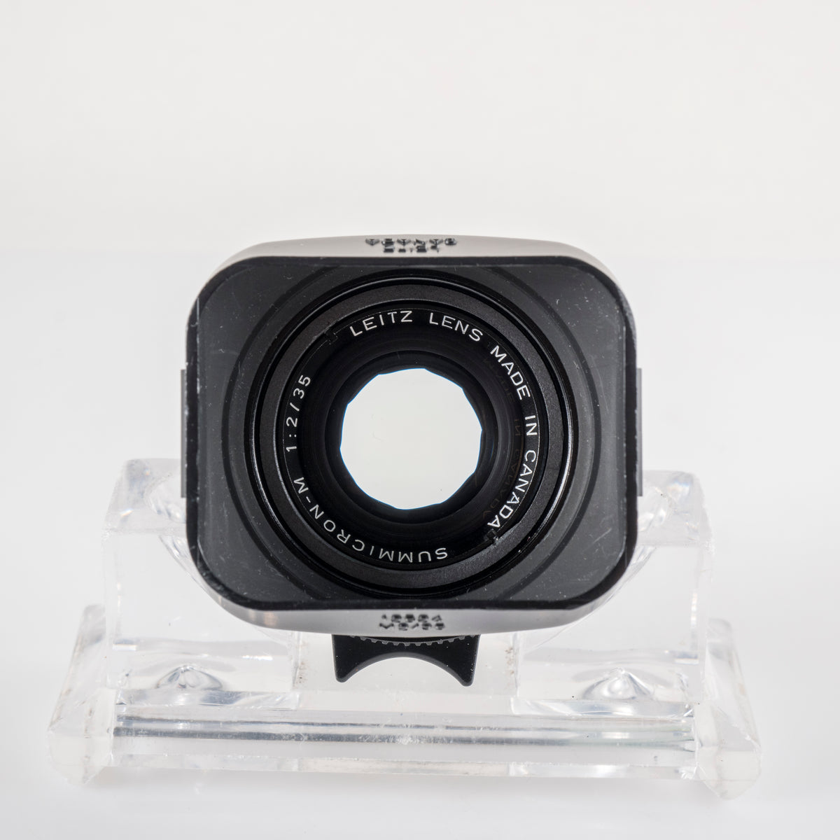 LEITZ Leica Summicron-M 35mm/F2.0 Ver.4 7 Elements Black 1913-1983 Lens Yr.1982 Canada #23844