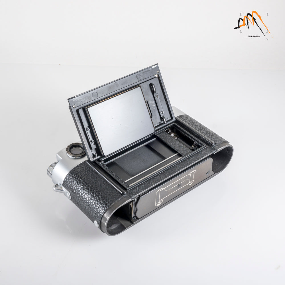 Leica M3 Double Stroke Film Rangefinder Camera #23540