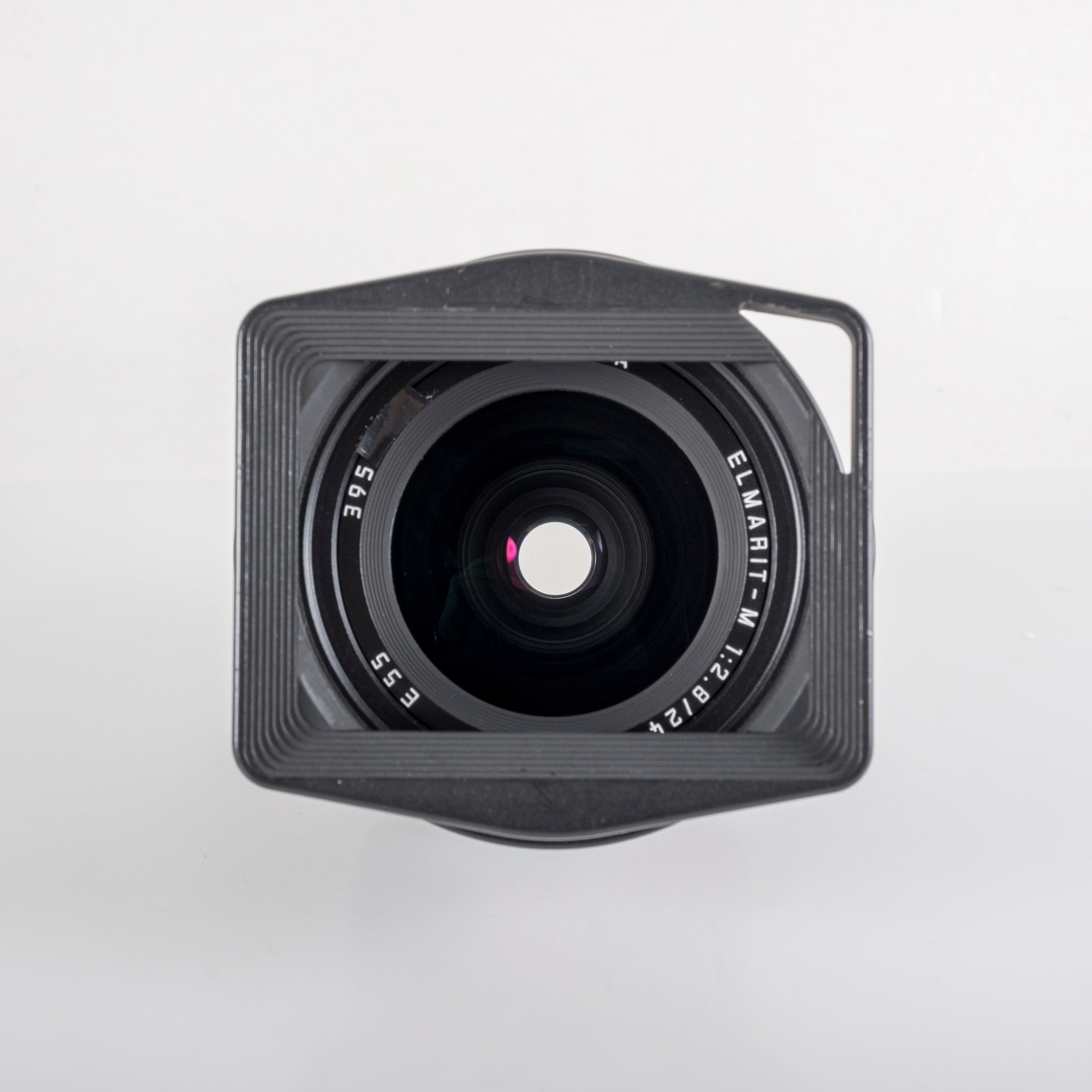 Leica Elmarit-M 24mm/F2.8 ASPH Black Lens Yr.2002 Germany 11878