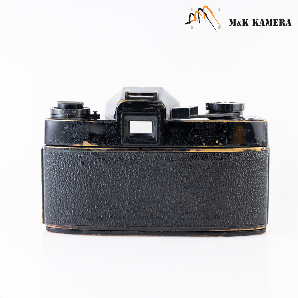 Leicaflex Mark II Black Paint Film SLR Camera #22660