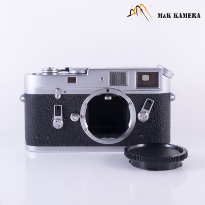 Leica M4 Silver Film Rangefinder Camera #87074