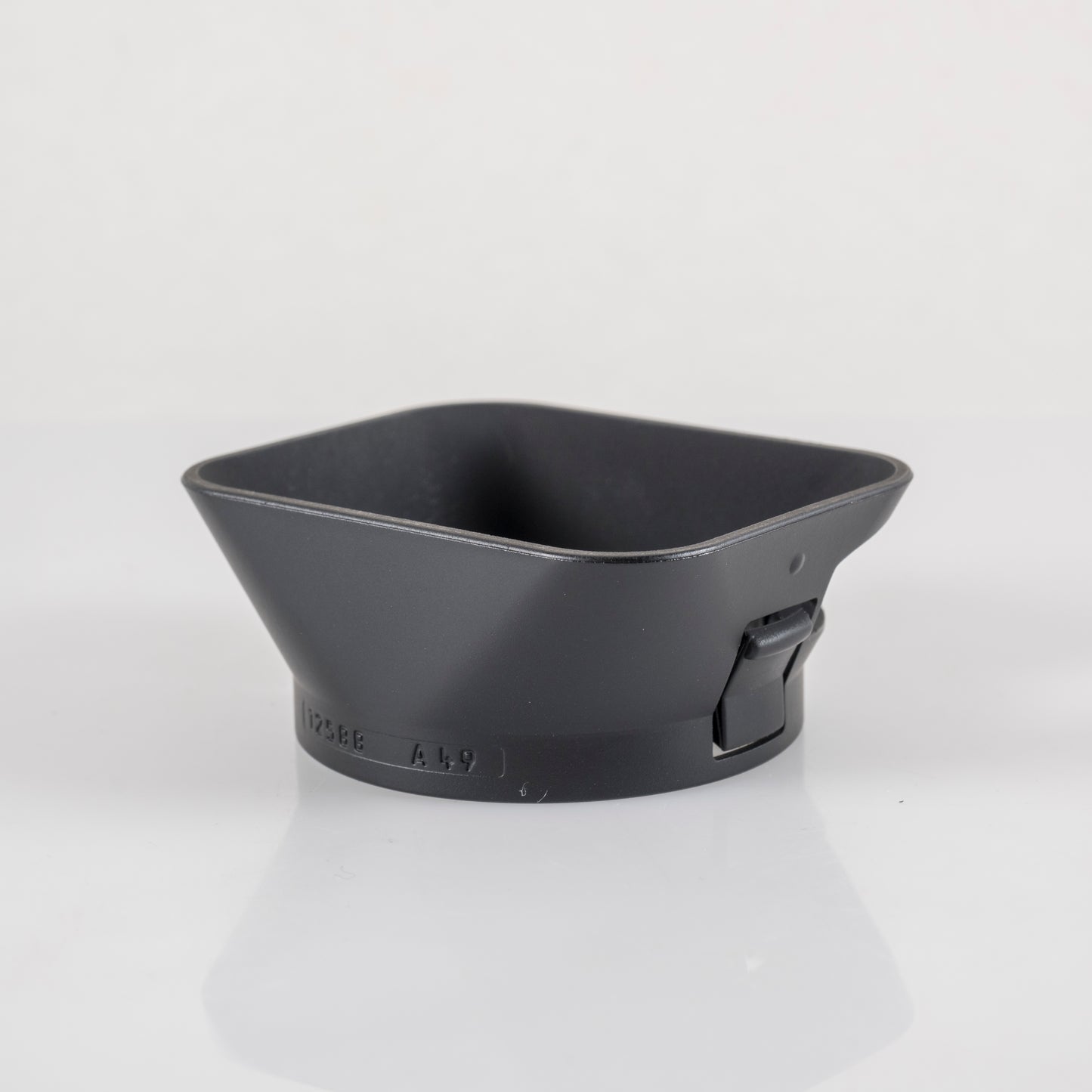 Leica 12588 Hood for Summilux-M 35/1.4 11874 #23819
