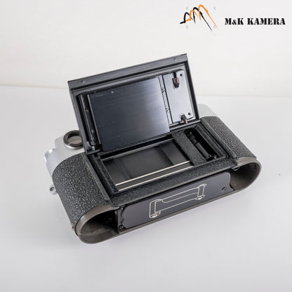 Leica M2 Silver Film Rangefinder Camera with leather case #11994