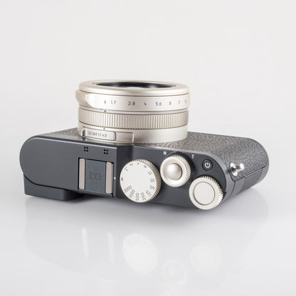 Brand New Leica D-Lux 8 100 years edition Digital Compact Camera w/ DC Vario-Summilux 10.9-34/1.7-2.8 Asph Black Digital Compact Camera 19197 #19197