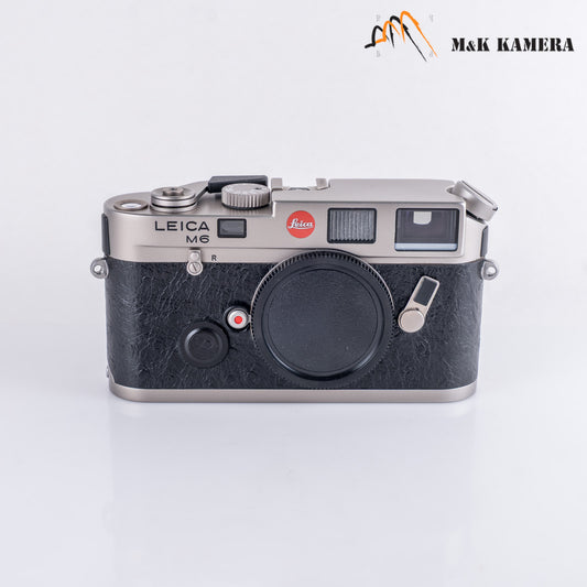 Leica M6 classic 0.72 Titan Film Rangefinder Camera 10412 #88755