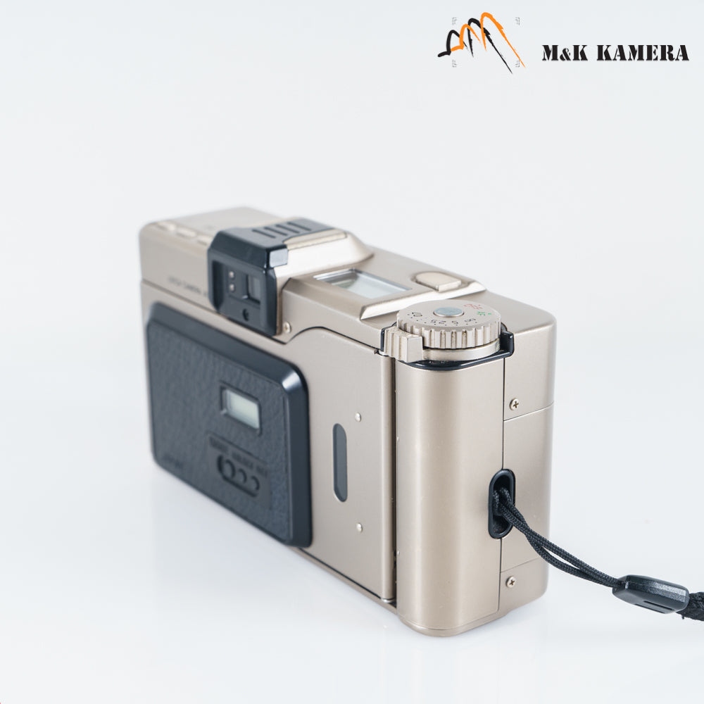 Leica minilux zoom 35-70mm/F3.5-6.5 18036 Titan Film Camera 18036 #10689