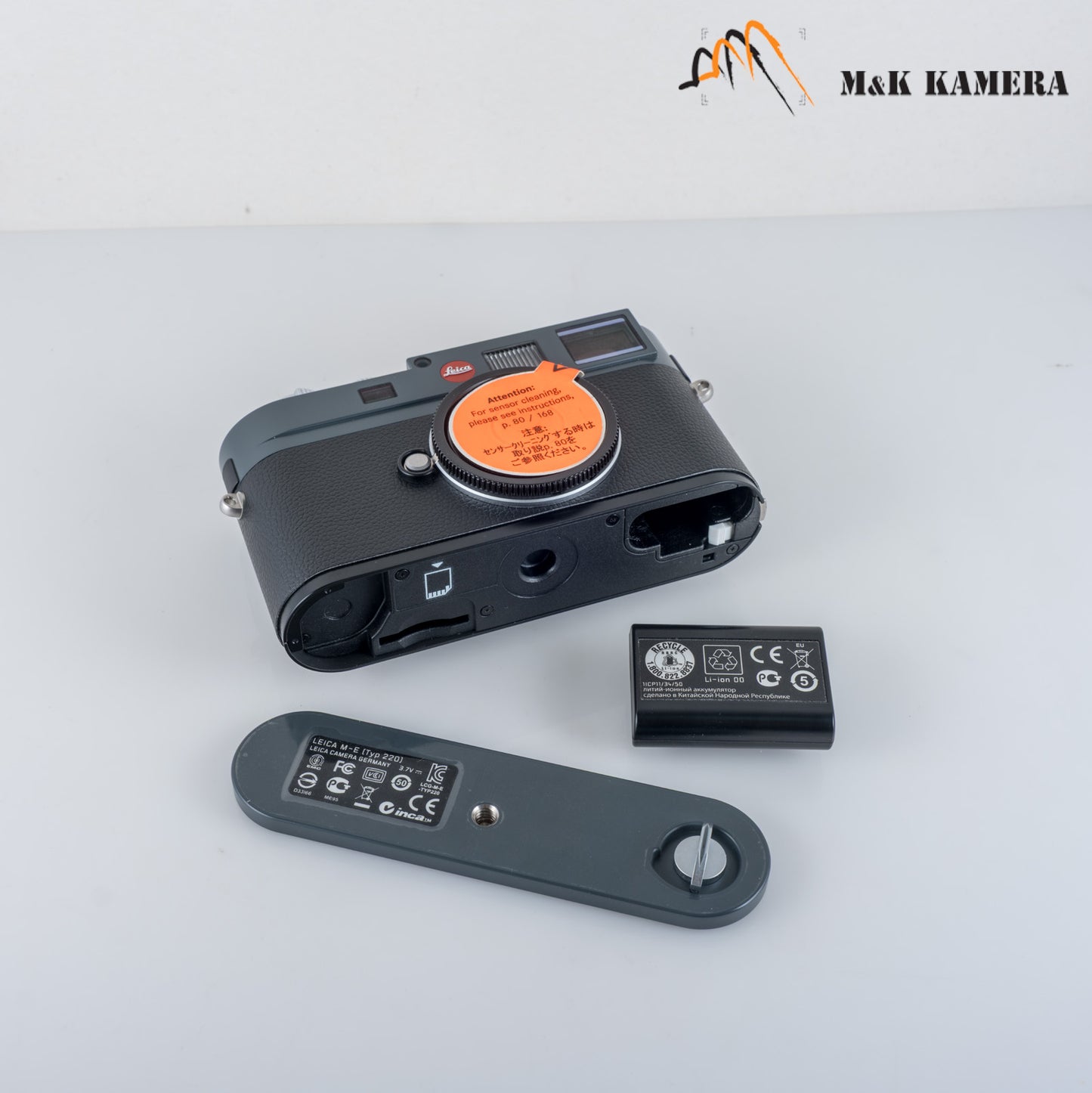 Leica M-E 10759 CCD Digital Rangefinder Camera Boxed SC:2XX 10759 #23902