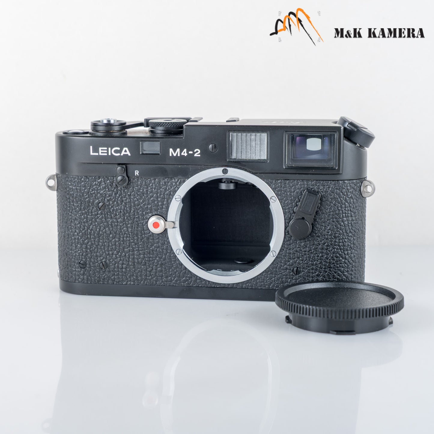 Leica M4-2 Film Rangefinder Camera Boxed #88736