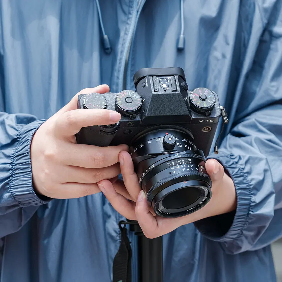 TTartisan Tilt 35mm F1.4 Black E/X-Mount AF APS-C Lens
