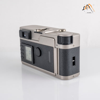 Leica CM Film Camera 18130 #11726