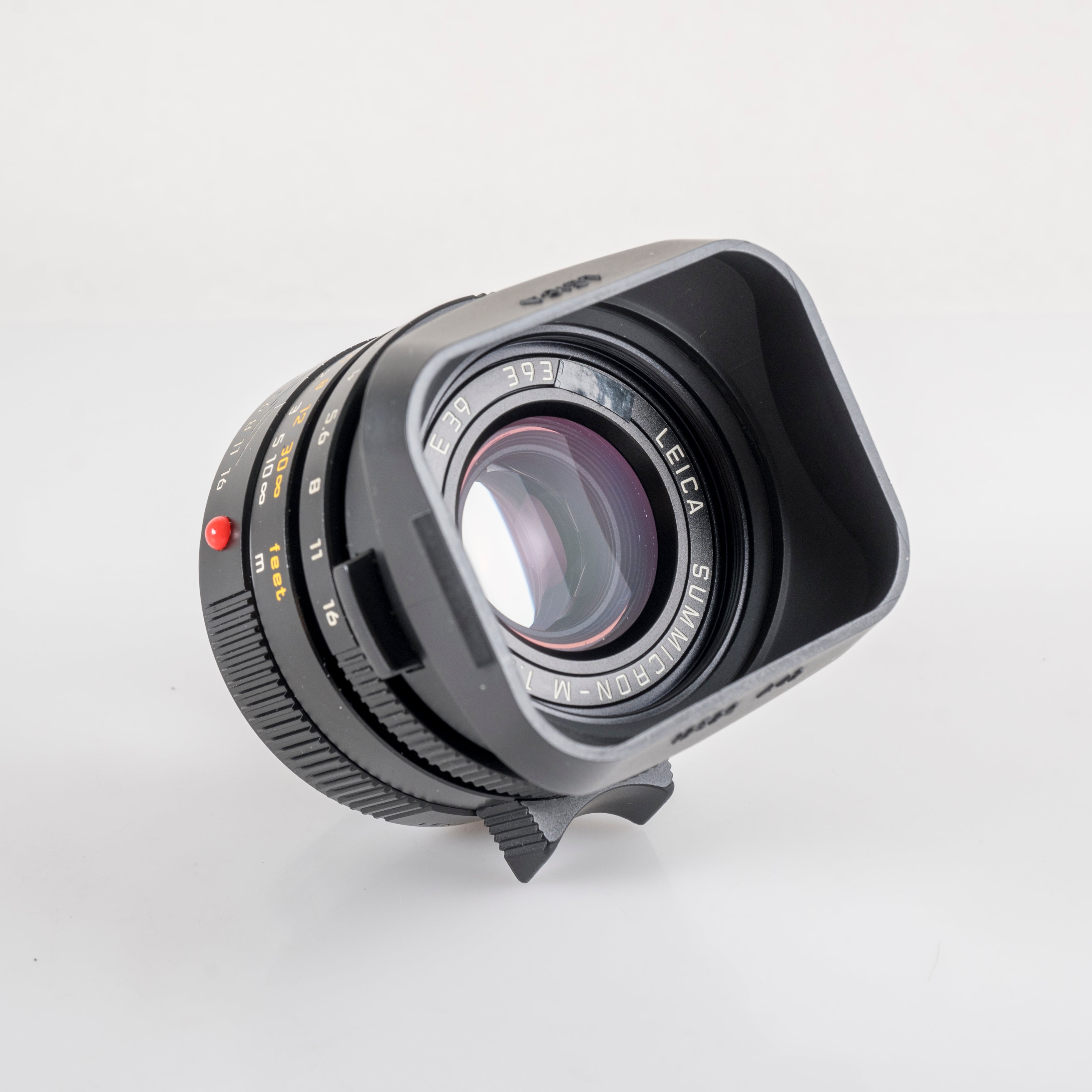 Leica Summicron-M 35mm/F2.0 ASPH/ 11879 Black Lens Yr.2001 Germany