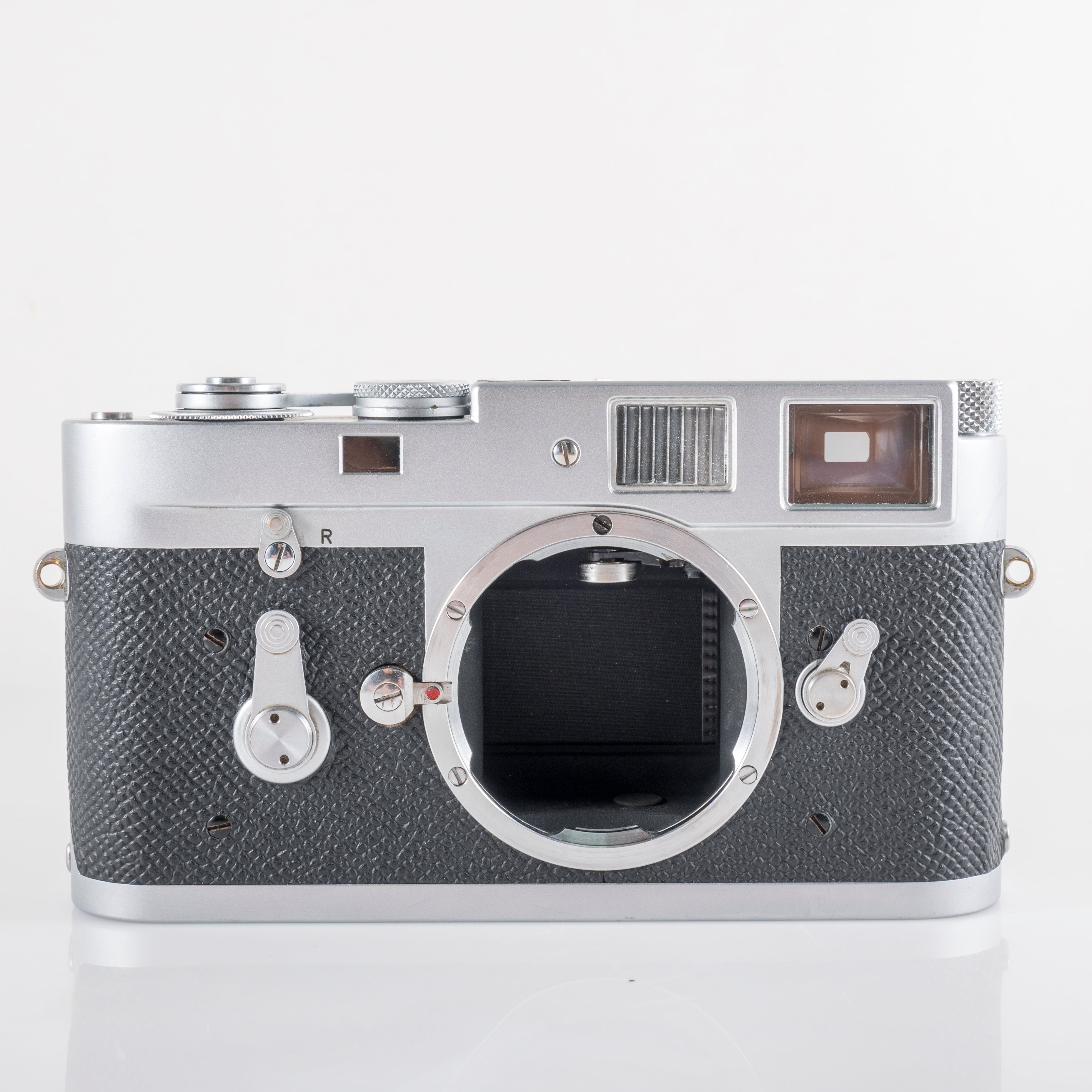 Leica M2 Silver Film Rangefinder Camera #11952 – M&K Kamera