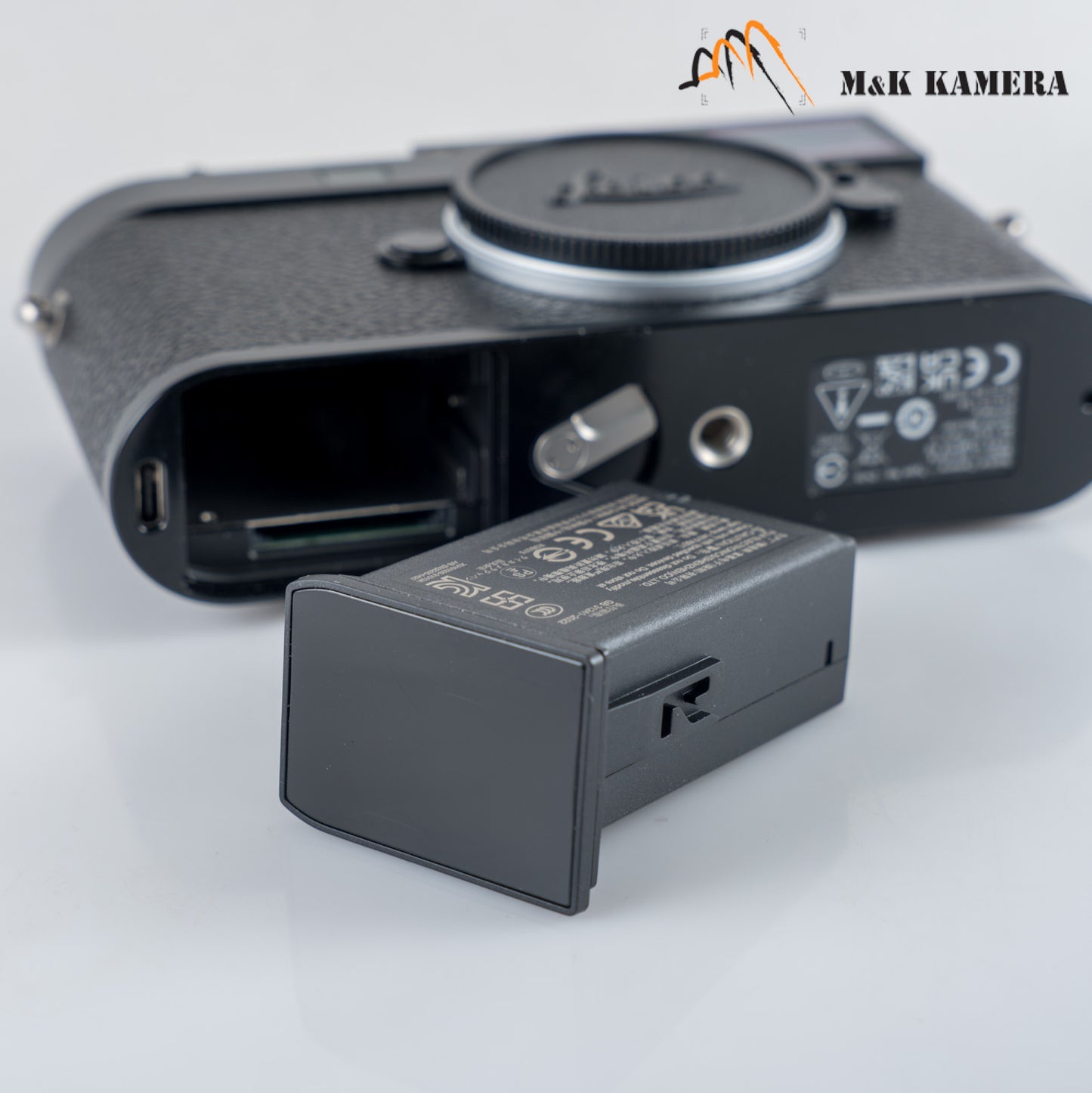 Leica M11 20230 Glossy Black Paint Digital Rangefinder Camera 20230 20231 20232 #23934
