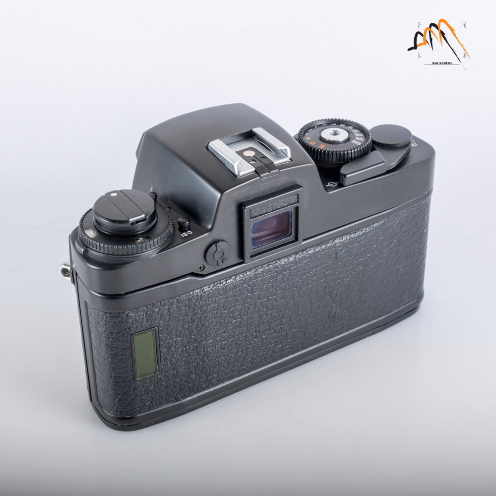 Leica R4 Film SLR Camera #11771