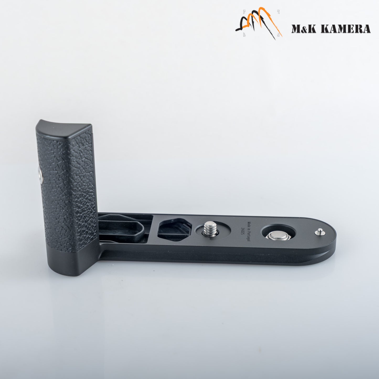 Leica Black Handgrip 24025 for M11 #23958