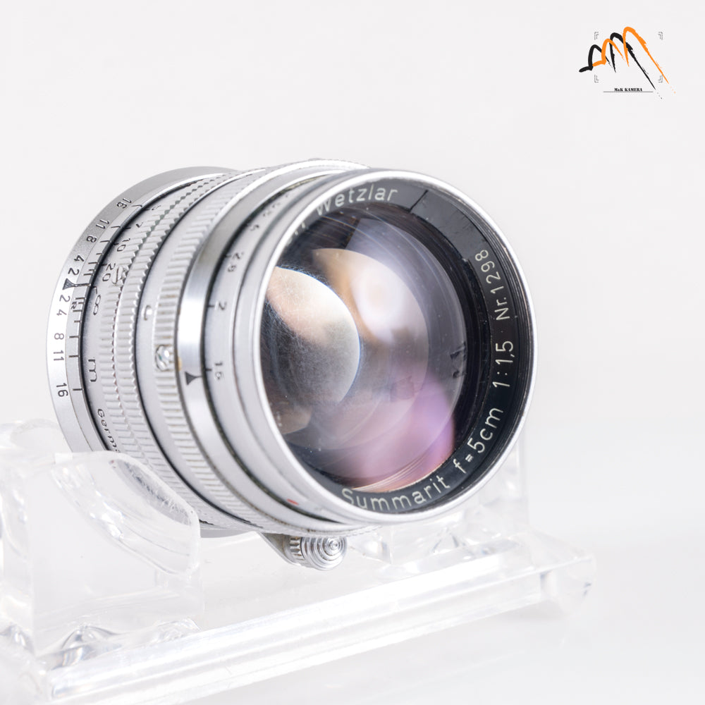 LEITZ Leica Summarit M 50mm/F1.5 Silver Lens Yr.1955 Germany