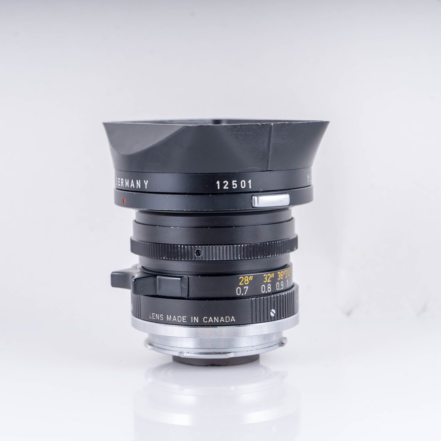 LEITZ Leica Elmarit M 28mm/F2.8 Ver.II Lens Yr.1972 Canada 11802 #10925