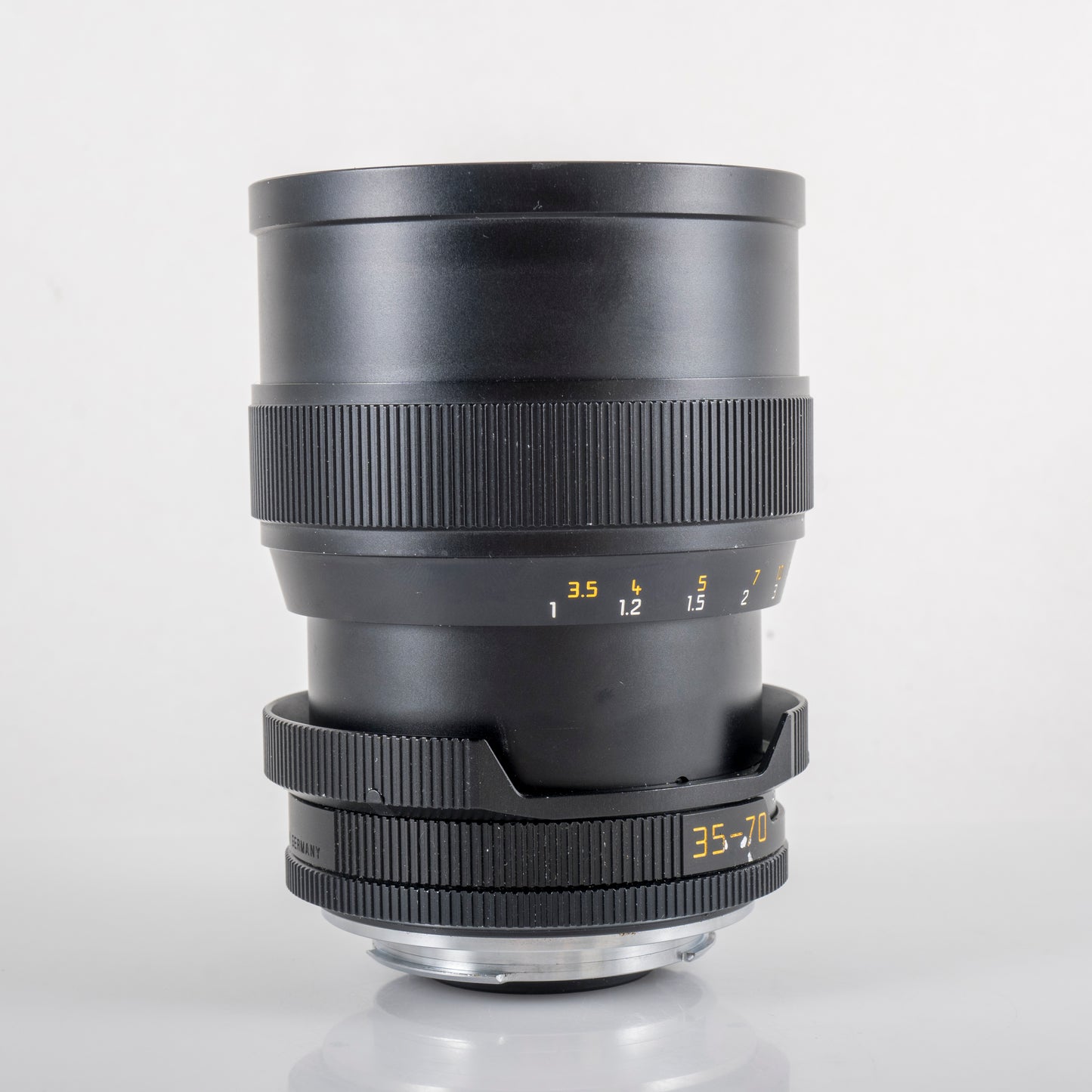 Leica Vario-Elmar-R 35-70mm/F3.5 E67 11248 Lens Yr.1993 Germany 11248 #88678