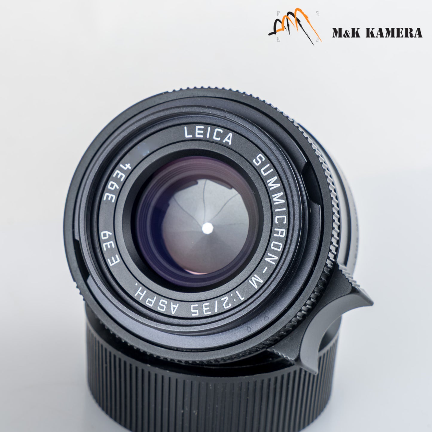 Leica Summicron-M 35mm/F2.0 ASPH/ 11879 Black + hood 12504 11879 #88924