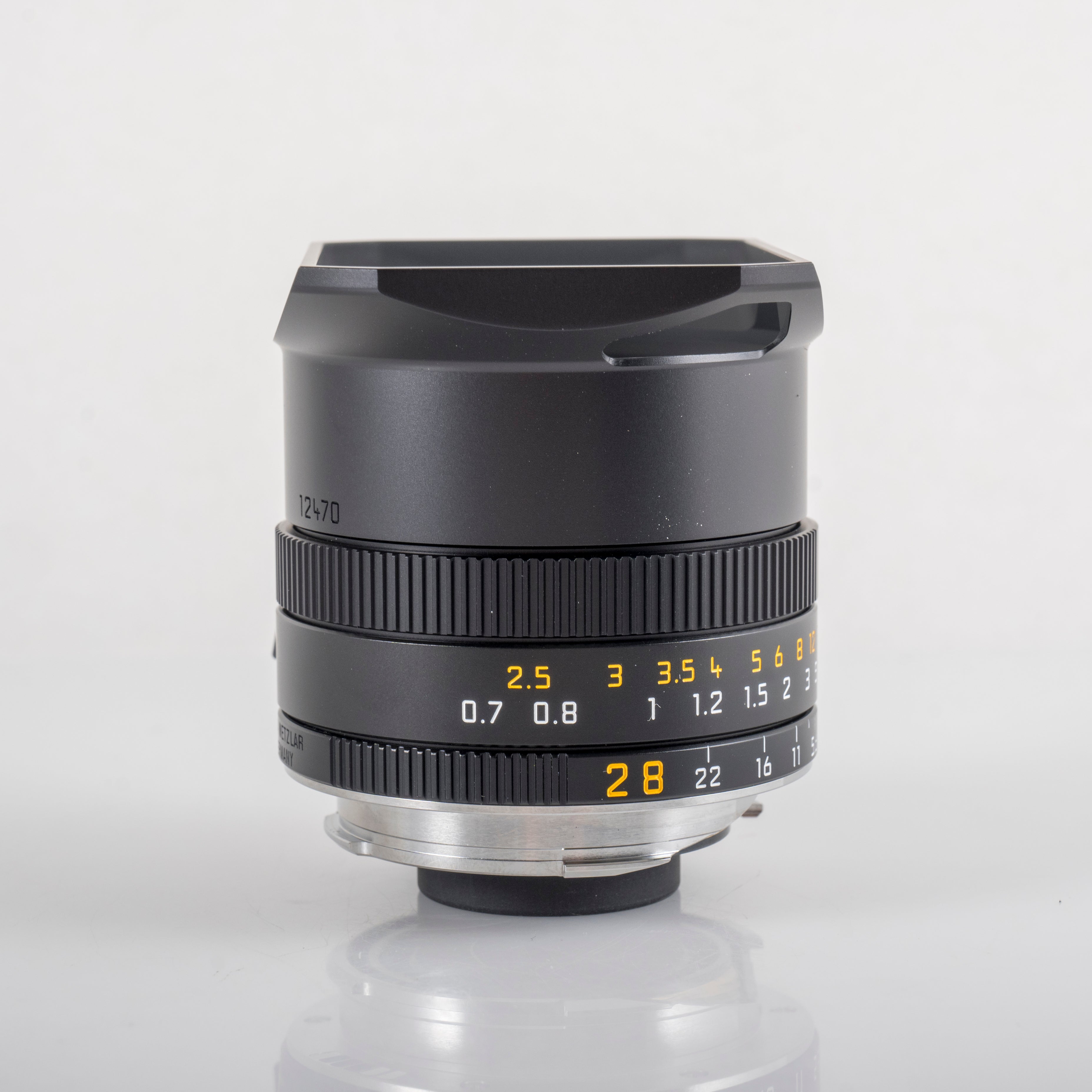 Brand New Leica Elmarit-M 28mm/F2.8 ASPH./ 11677 Lens Germany