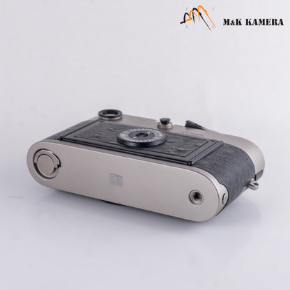 Leica M6 classic 0.72 Titan Film Rangefinder Camera 10412 #88756