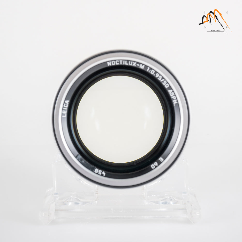 Leica Noctilux-M 50mm/F0.95 ASPH 11667 Silver Lens Germany 11667 #23802