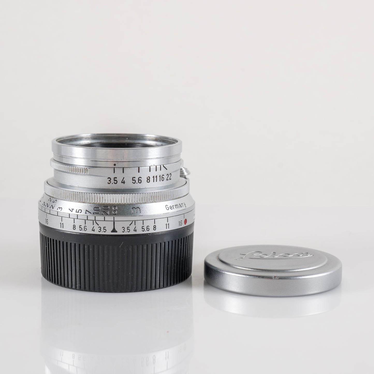 LEITZ Leica Summaron M 35mm/F3.5 E39 Lens Yr.1955 Germany #23821