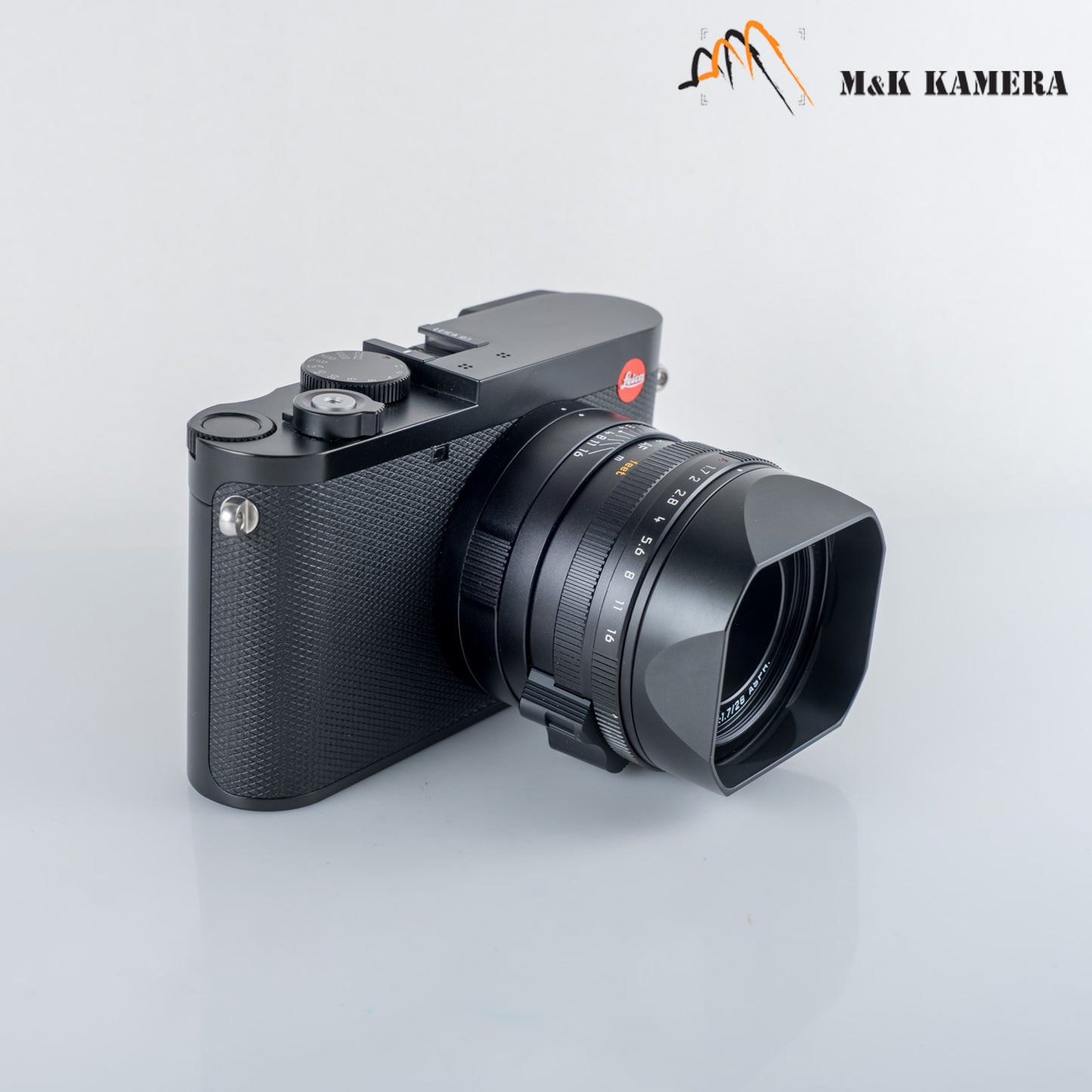 Leica ﻿Q3 28mm f/1.7 19080 60MP Digital Point & Shoot Camera 19080 #23961