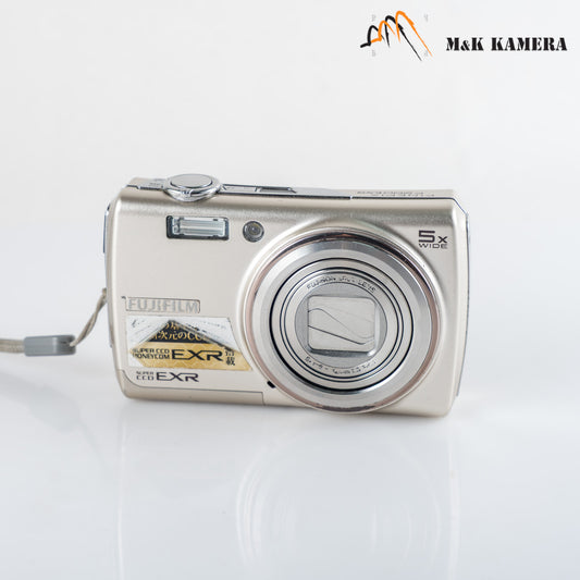 Fujifilm FinePix F200EXR Digital Compact Camera #88627