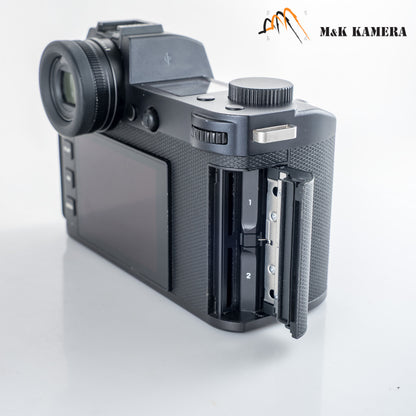 Leica SL2-S Black Digital Mirrorless Interchangeable Lens Camera 10880 #23995