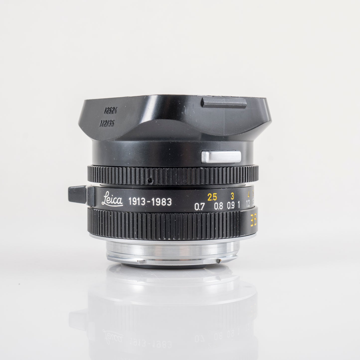 LEITZ Leica Summicron-M 35mm/F2.0 Ver.4 7 Elements Black 1913-1983 Lens Yr.1982 Canada #23844